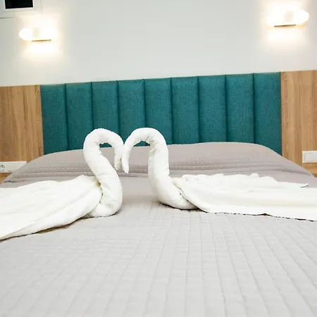 Mythos Апартаменты *