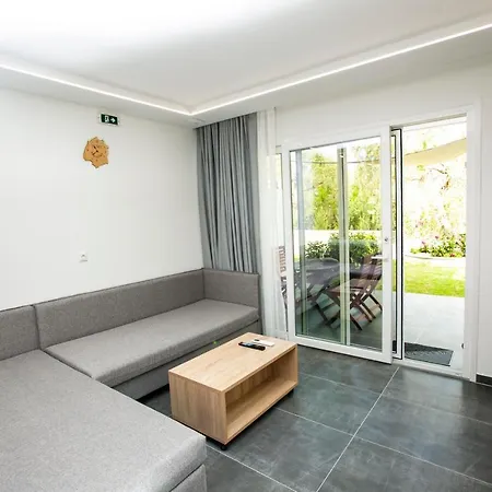 Mythos Apartment