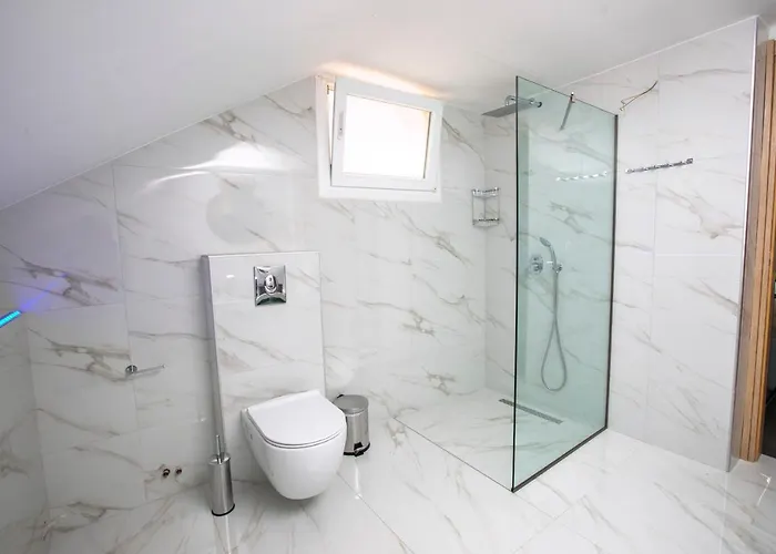 Mythos アパート ポトス